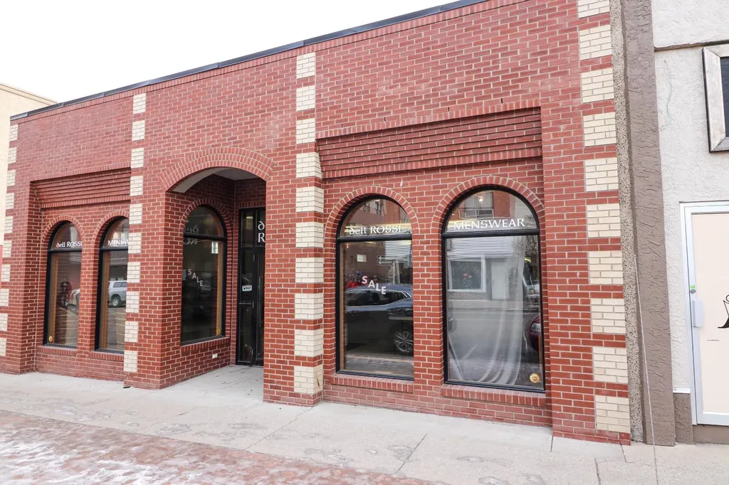 649 3 Street SE Medicine Hat AB T1A 0H4