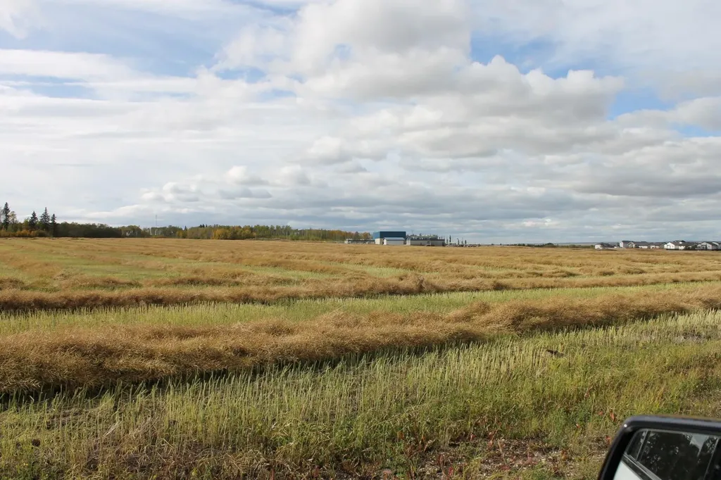 9300 101 Street Sexsmith AB T0H 3C0