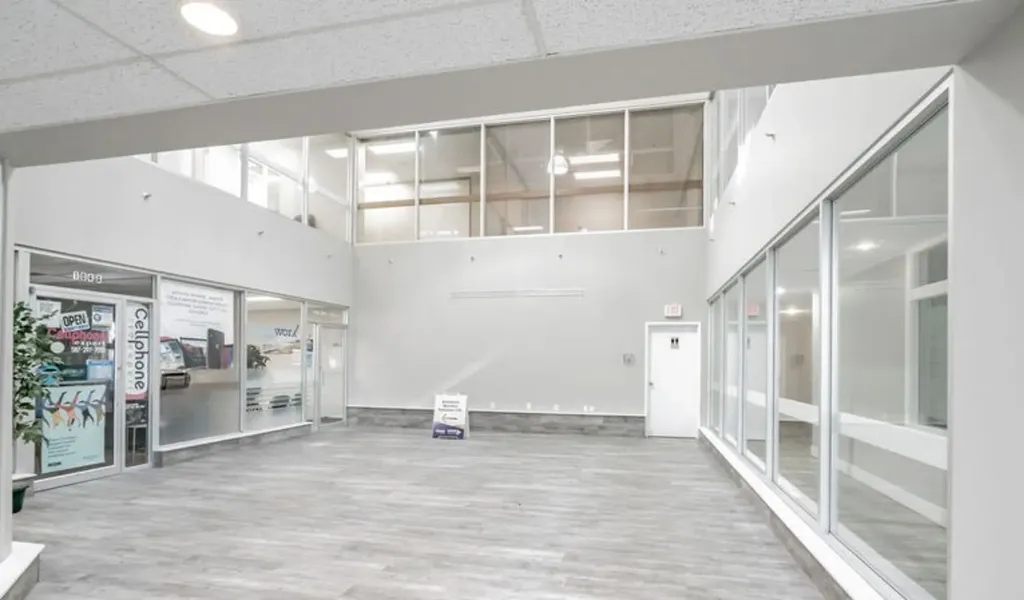 9804 100 Avenue Grande Prairie AB T8V 0T8
