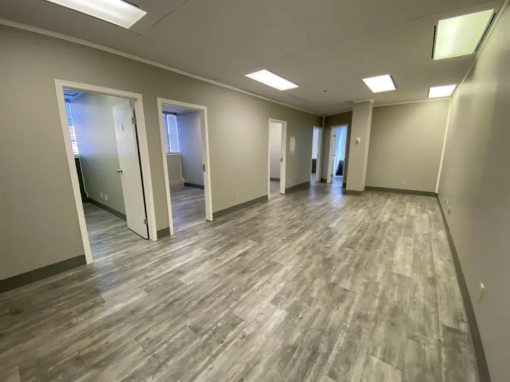 9804 100 Avenue Grande Prairie AB T8V 0T8