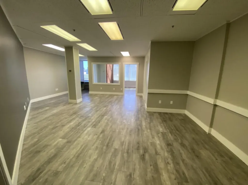 9804 100 Avenue Grande Prairie AB T8V 0T8