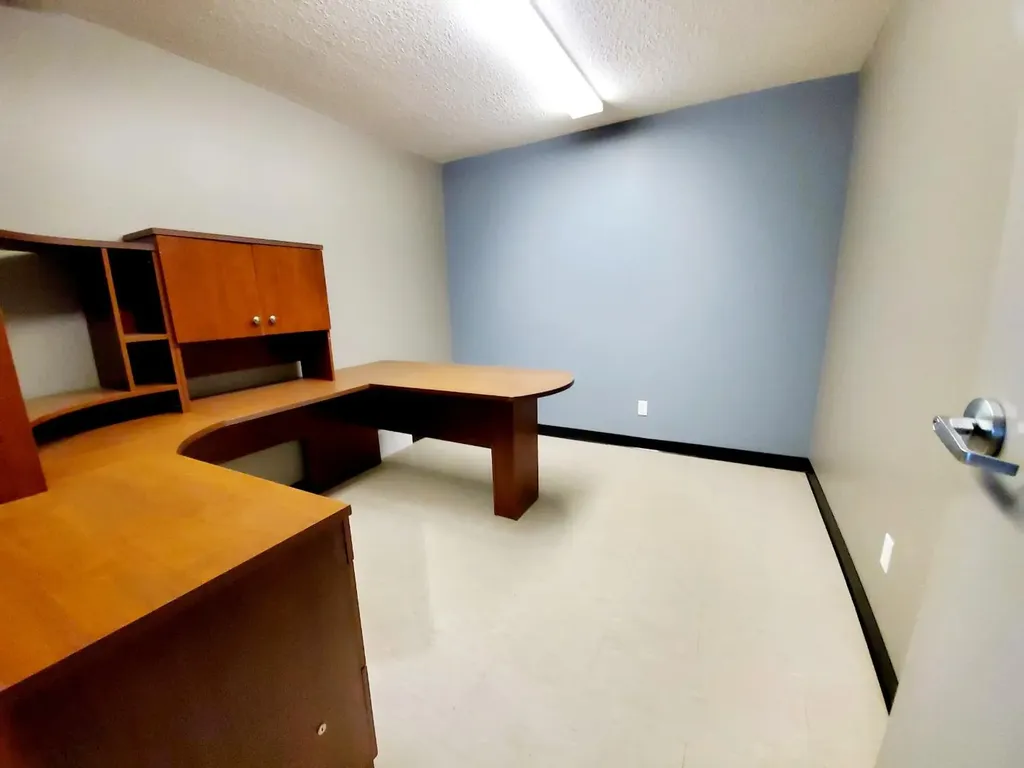 125B Range Road Whitecourt AB T7S 0A1