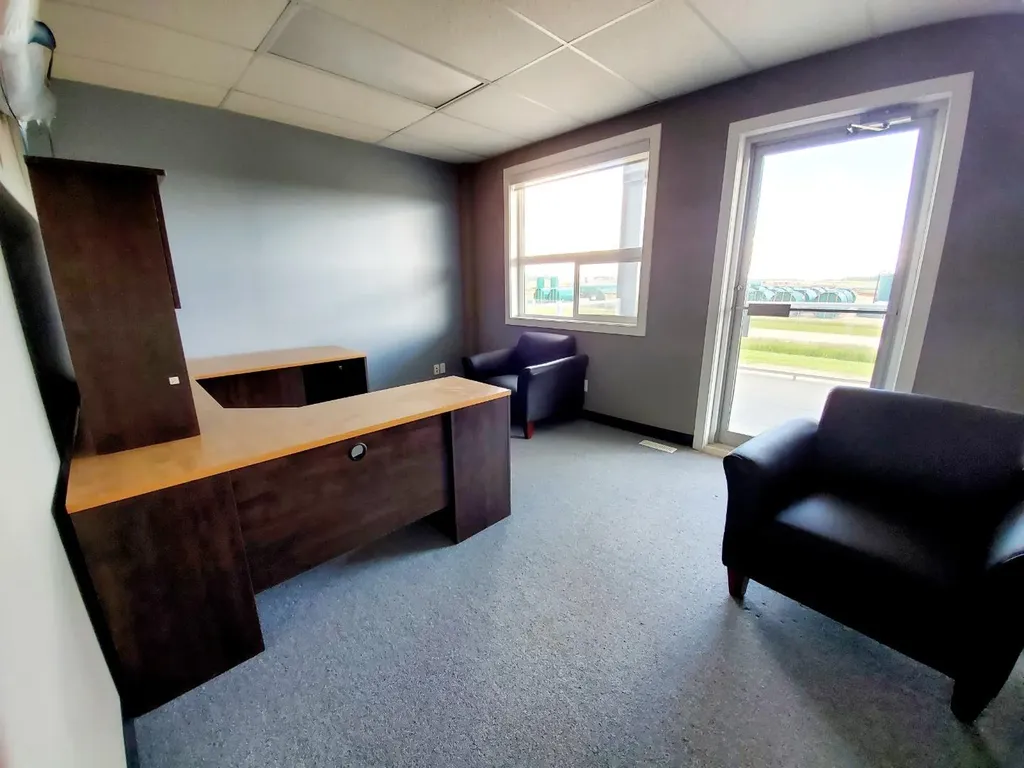 125B Range Road Whitecourt AB T7S 0A1