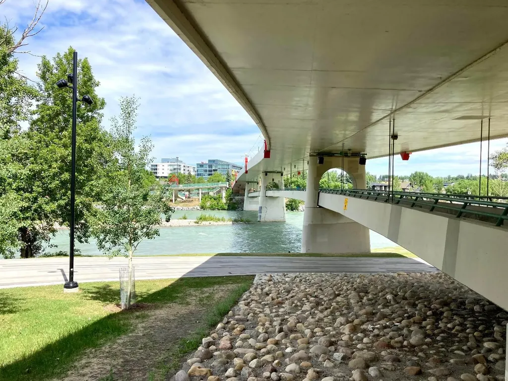 900 6 Avenue SW Calgary AB T2P 3K2