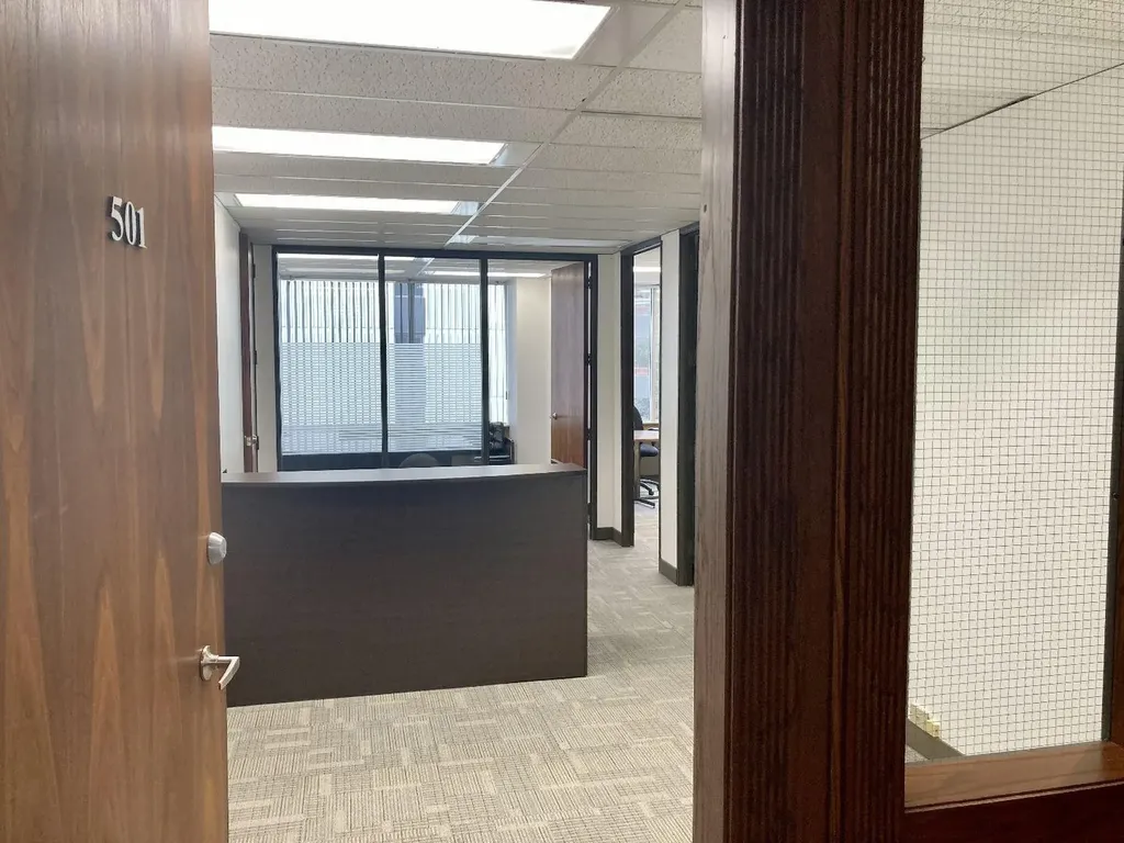 900 6 Avenue SW Calgary AB T2P 3K2