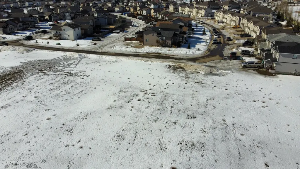 10255 86 Street Grande Prairie AB T8X 0B5