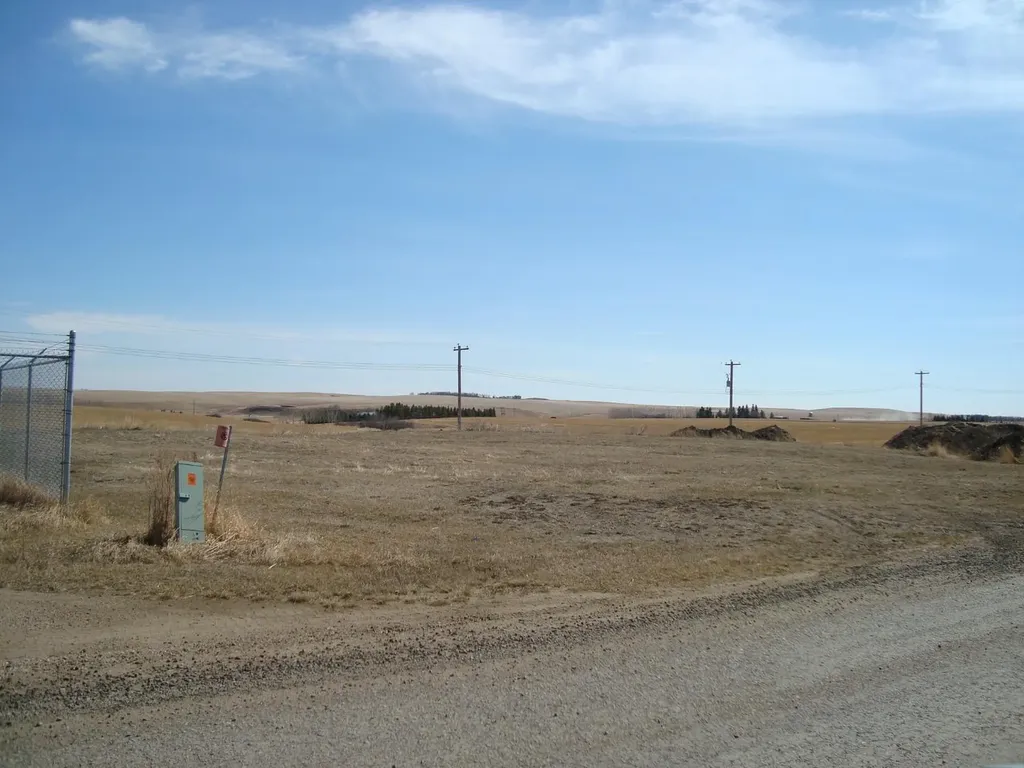 207,209 Main Street Trochu AB T0M 2C0