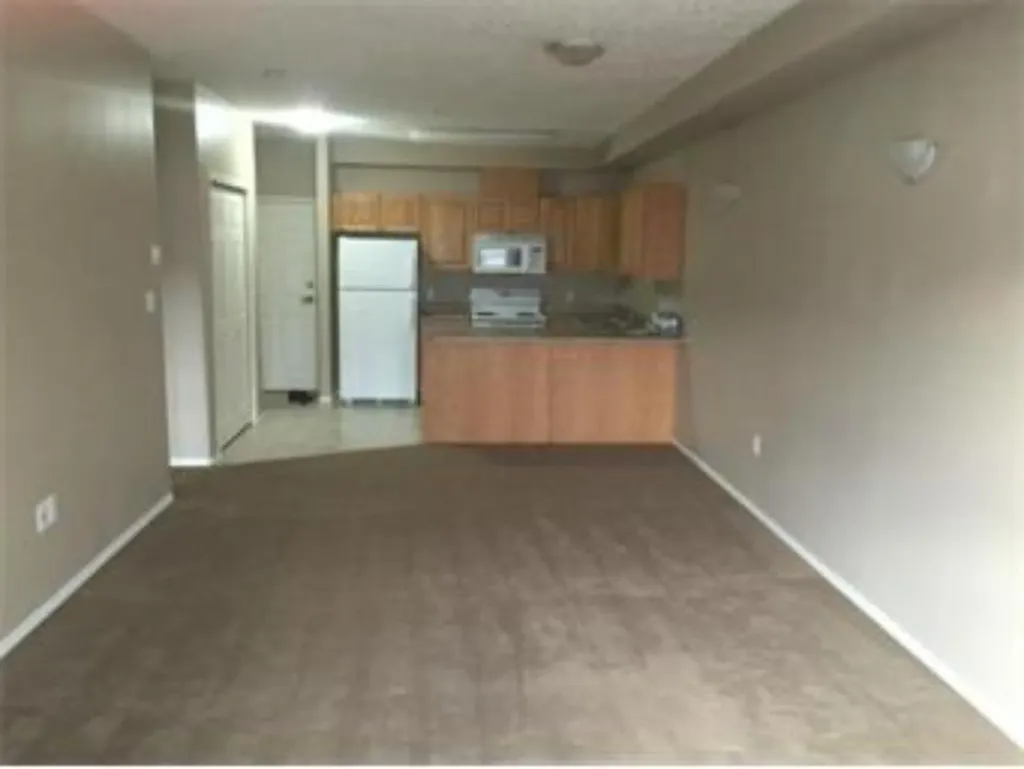 9810 94 Street Peace River AB T8S 0A1