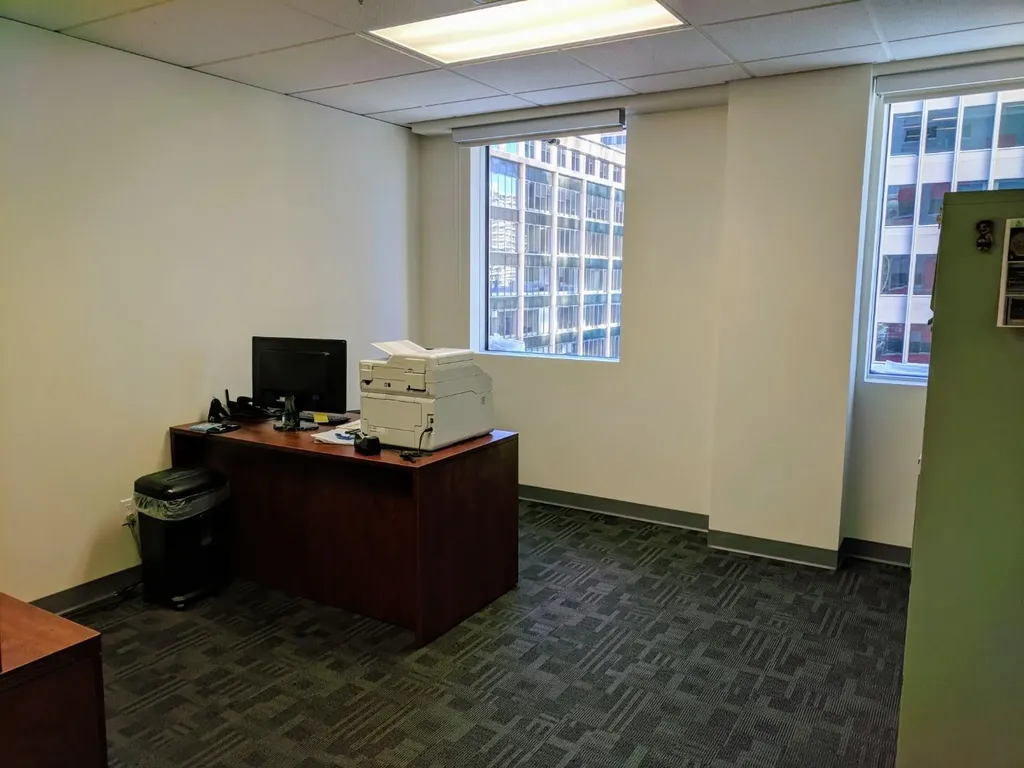 634 6 Avenue SW Calgary AB T2P 0S4
