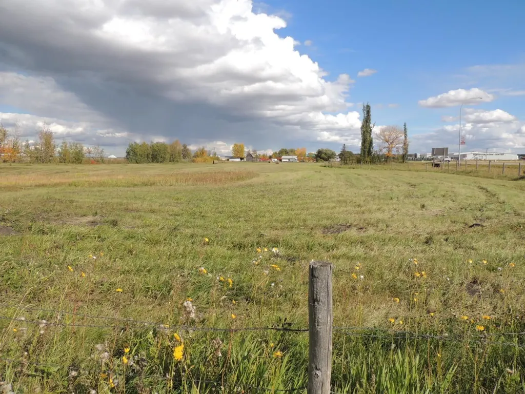 3910 Highway 12 Lacombe AB T4L 1A6