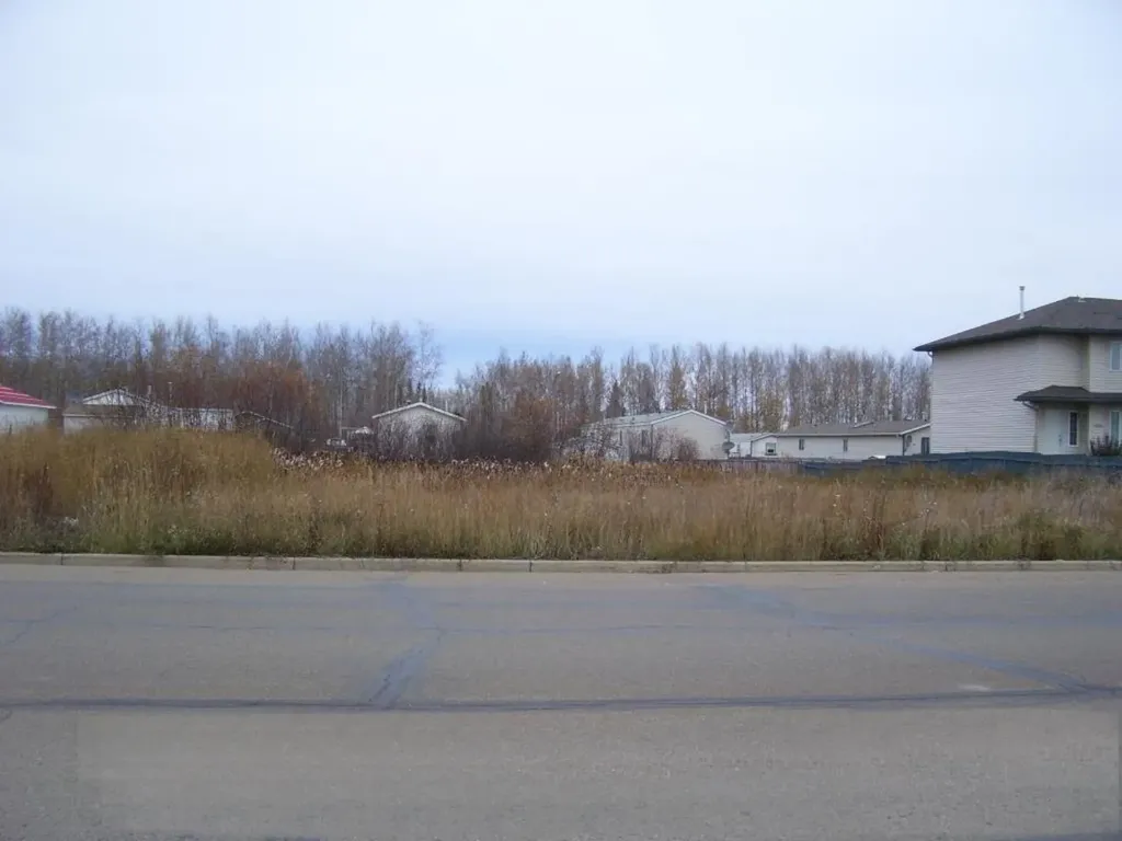 10820 100 Avenue High Level AB T0H 1Z0