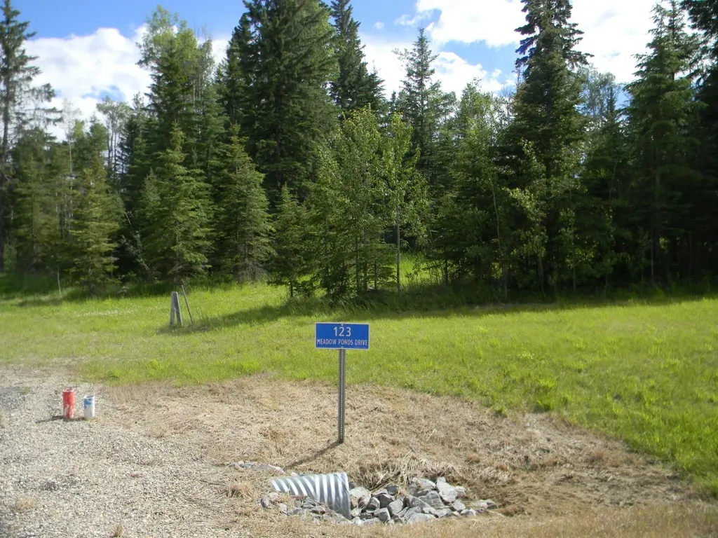 123 Meadow Ponds Drive Rural Clearwater County AB T4T 2A2
