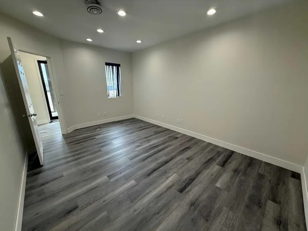 8319 Chiles Industrial Avenue Red Deer AB T4P 2V5