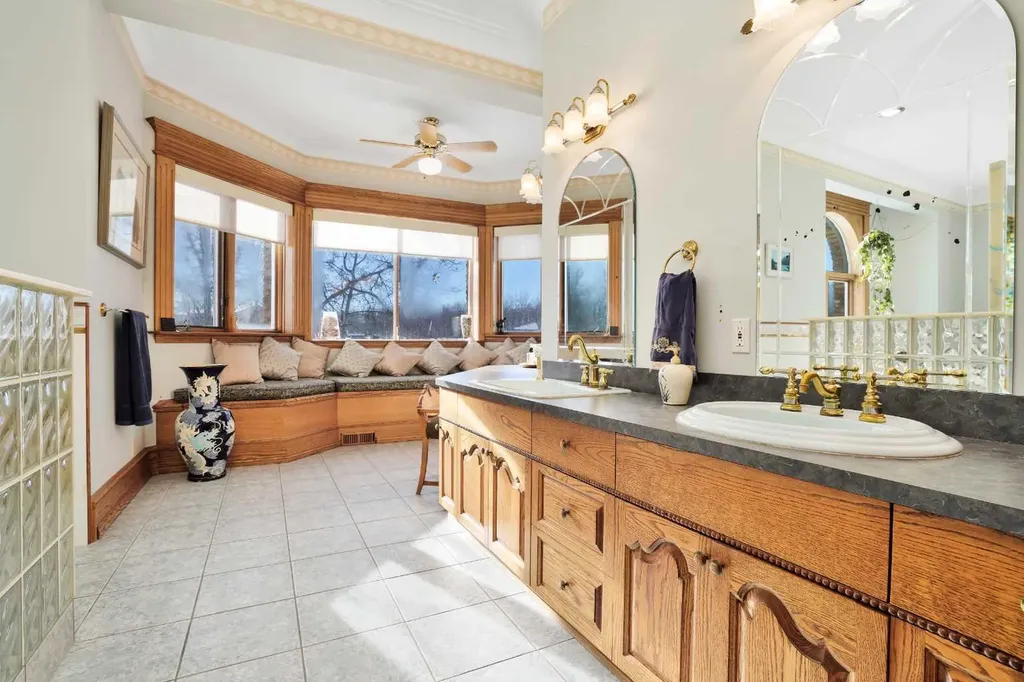 31027 Range Road 50 Rural Mountain View County AB T0M 0R0