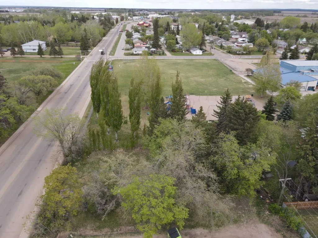 4633 53 Avenue High Prairie AB T0G 1E0