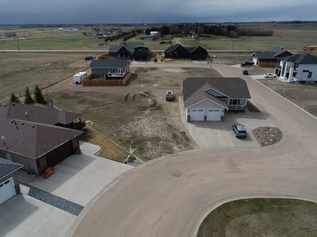 6927 Meadowview Close Stettler AB T4K 1M4
