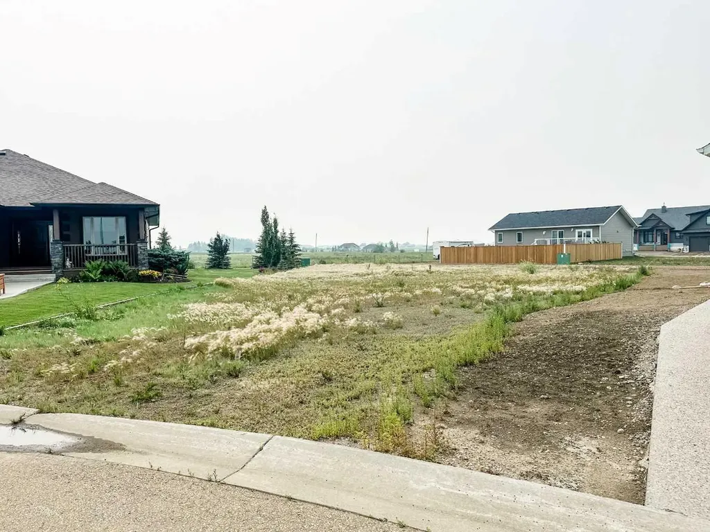 6927 Meadowview Close Stettler AB T4K 1M4