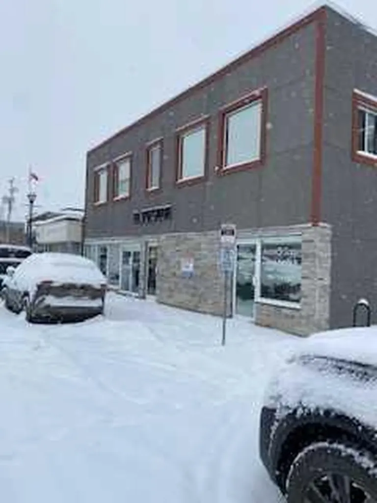 4920 51 Avenue Whitecourt AB T7S 1A1