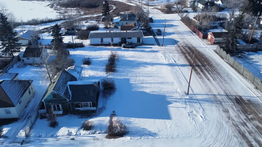 4940 51 Street Hardisty AB T0B 1V0