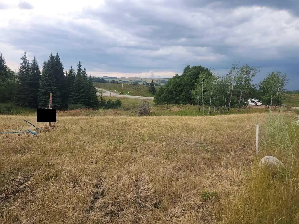 430 Cottageclub Cove Rural Rocky View County AB T4C 1B1