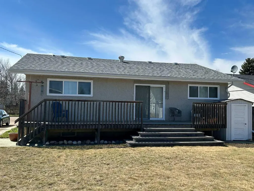 5405 50 Street Castor AB T0C0X0