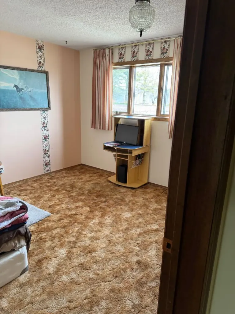 214015 Twp Road 52 Cardston AB T0K 0L0