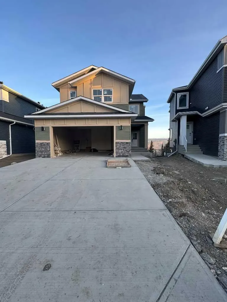 503 Rivercrest View Cochrane AB T4C 2W9
