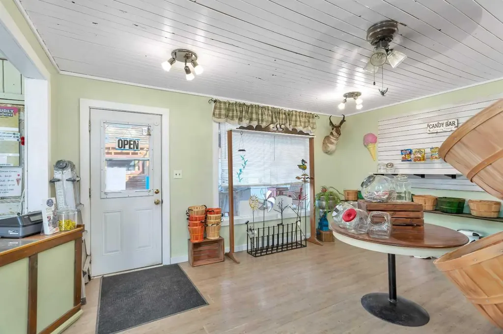 48 Main Street E Big Valley AB T0J 0C9