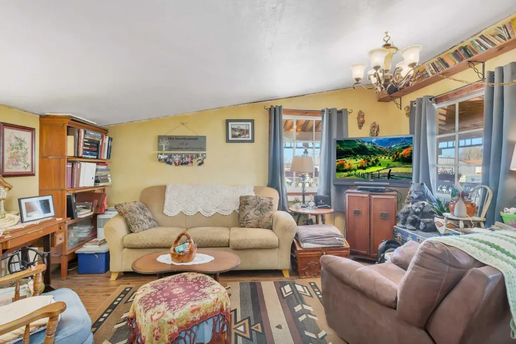 48 Main Street E Big Valley AB T0J 0C9