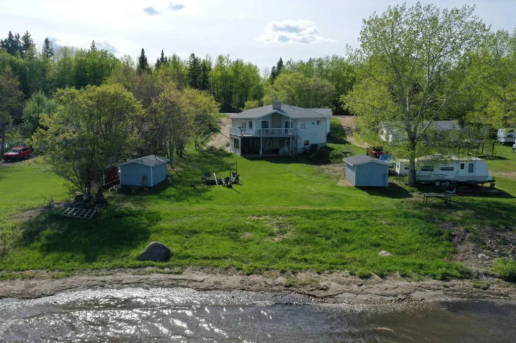 16044B Twp Road 682 Plamondon AB T0A 2T0