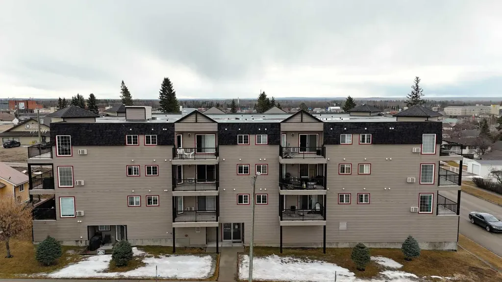 5037 7 Avenue Edson AB T7E0A8
