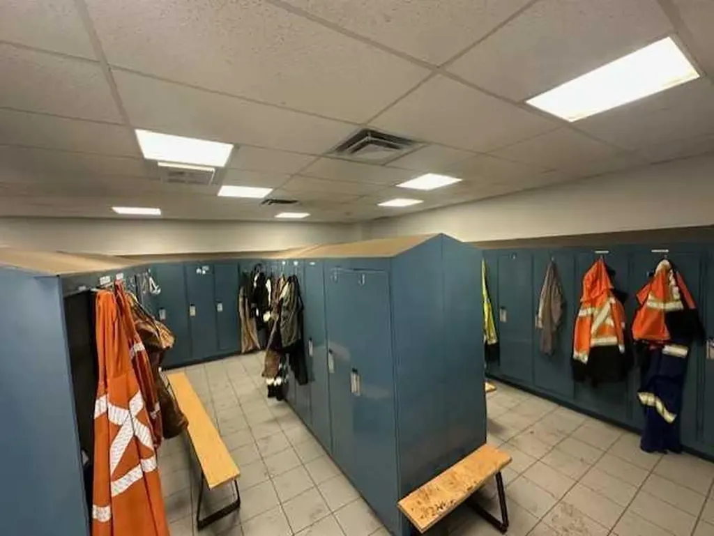 28507 Highway 36 Sunnynook AB T0J1P0