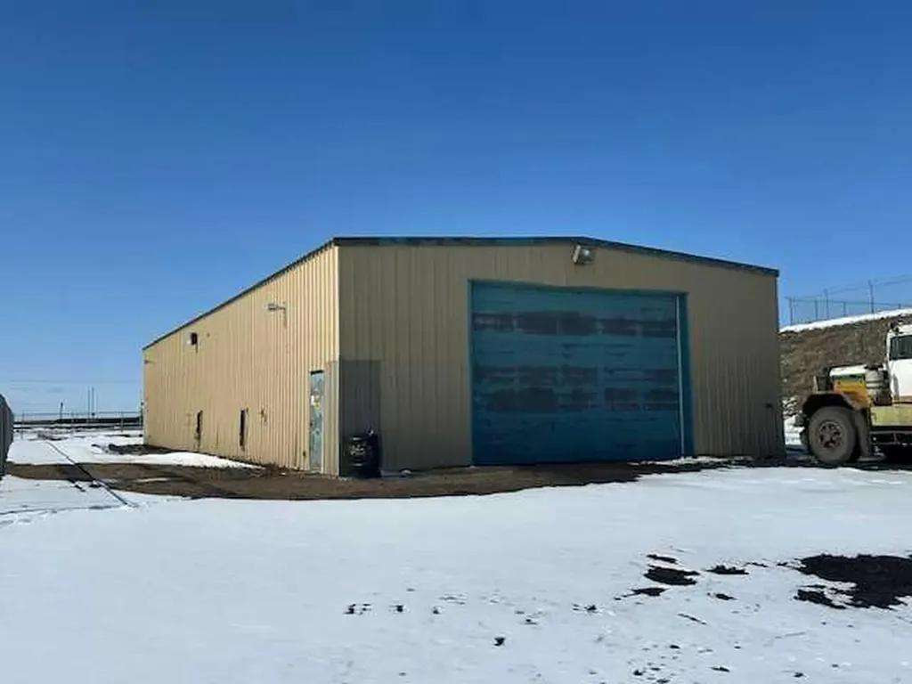 28507 Highway 36 Sunnynook AB T0J1P0