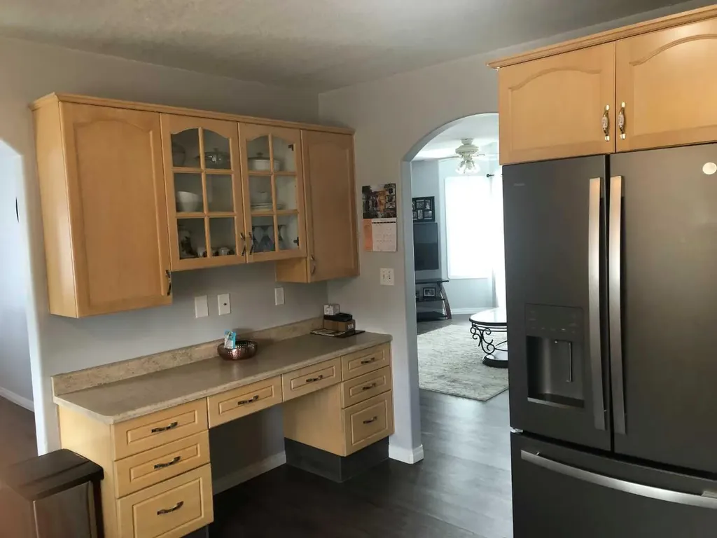 105 Parker Place Hinton AB T7V 2E5