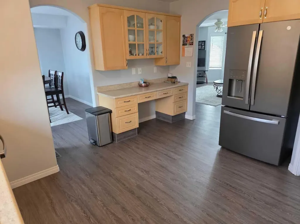 105 Parker Place Hinton AB T7V 2E5