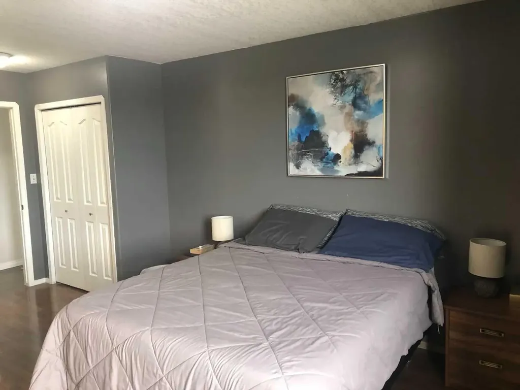 105 Parker Place Hinton AB T7V 2E5