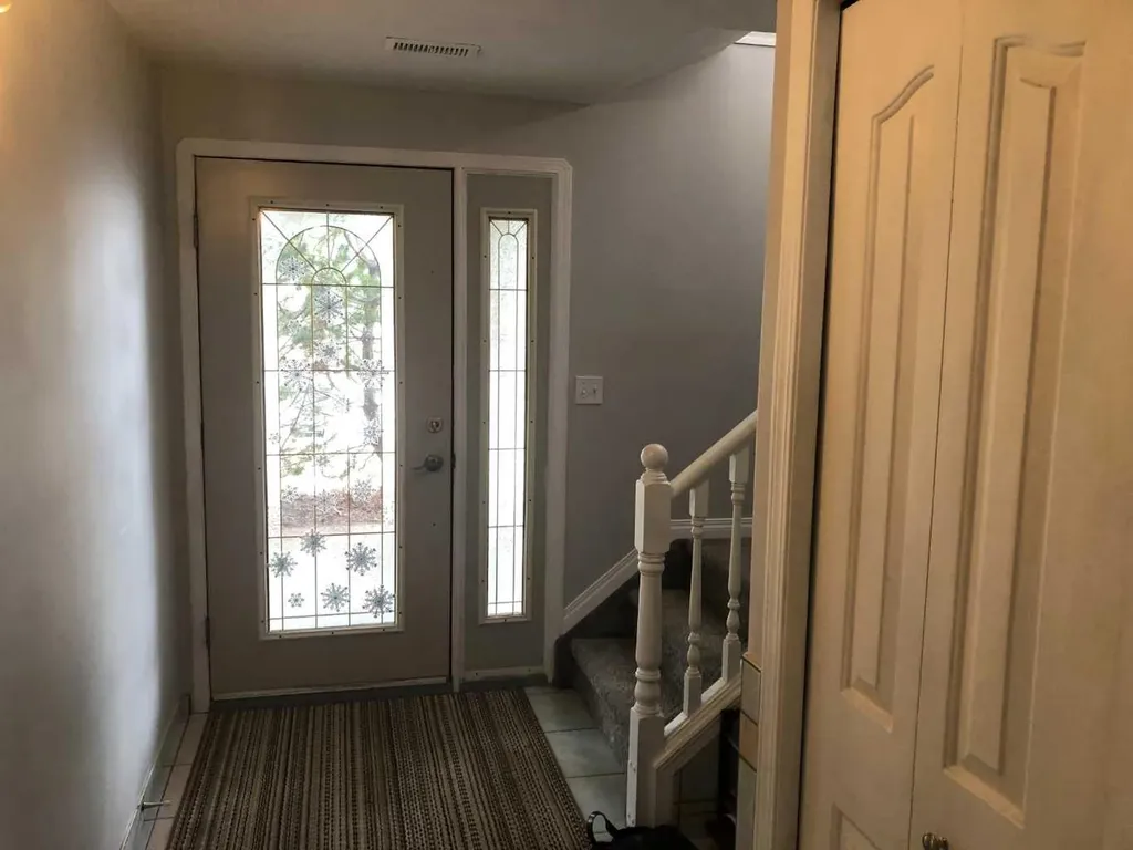 105 Parker Place Hinton AB T7V 2E5
