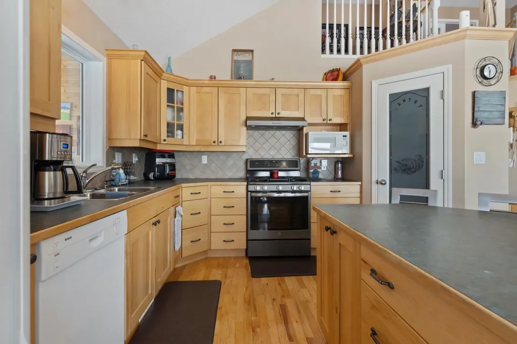 41251 Range Road 210 Rural Camrose County AB T0B 0H0