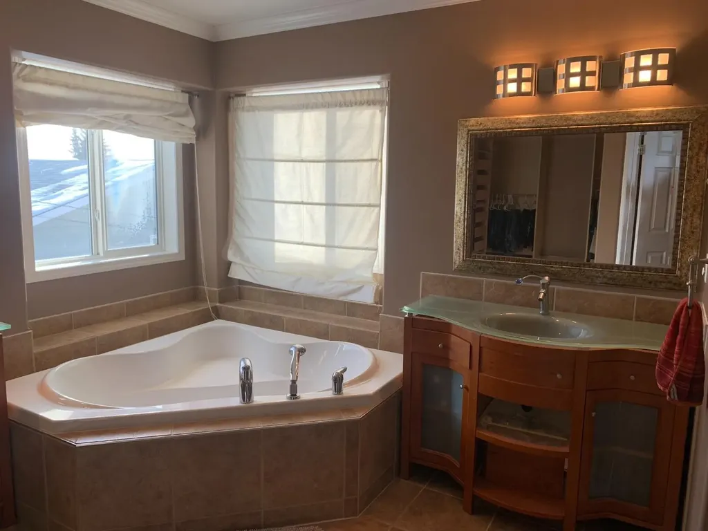 10407 Churchill Drive Lac La Biche AB T0A 2C0