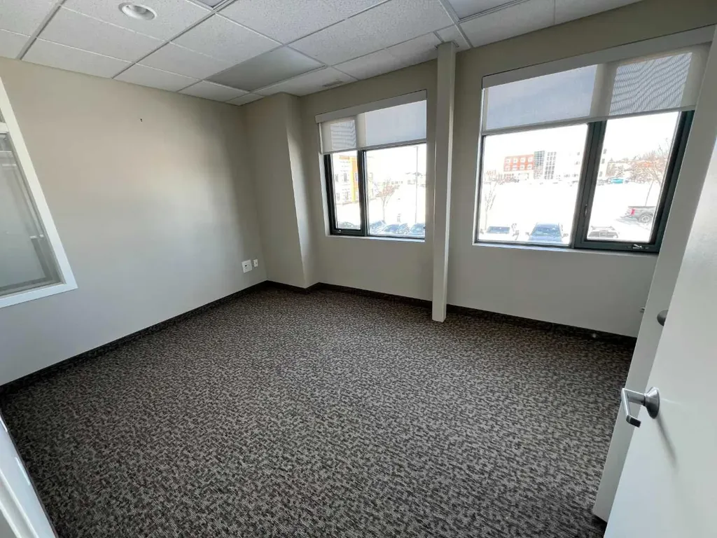 10605 West Side Drive Grande Prairie AB T8V 8E6