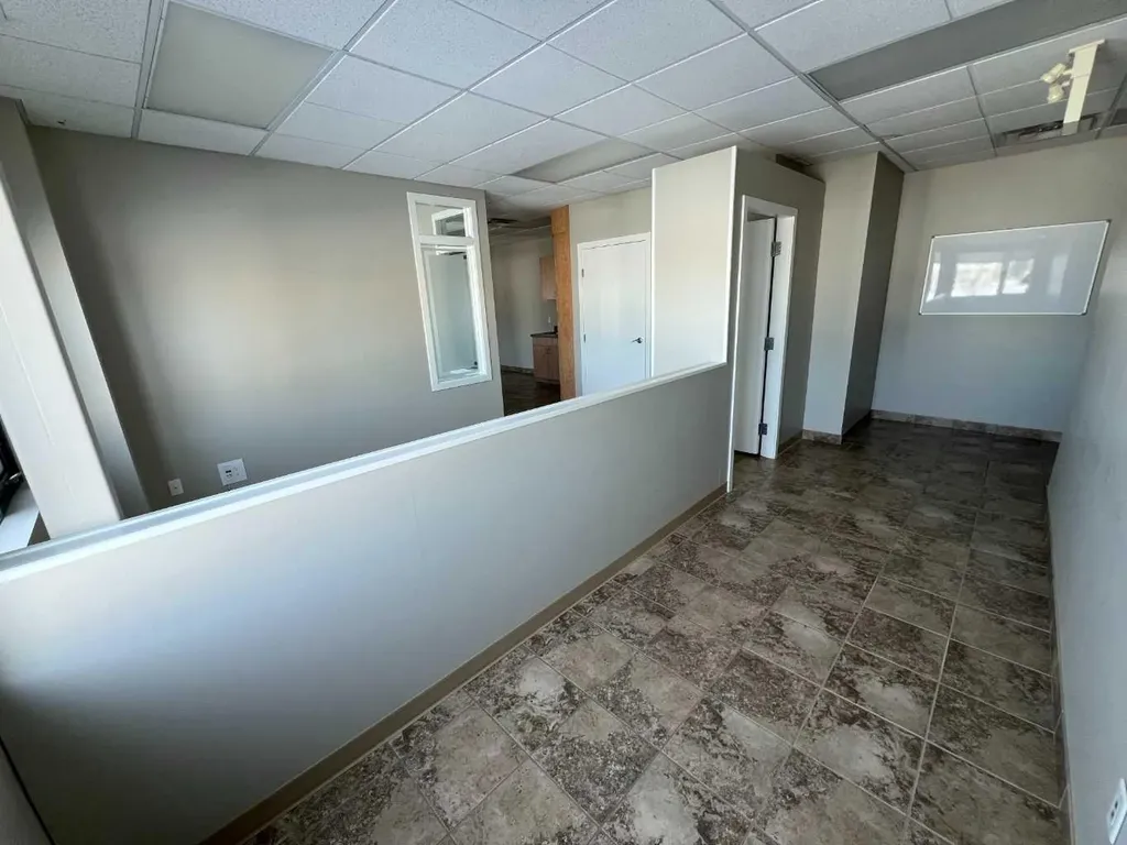 10605 West Side Drive Grande Prairie AB T8V 8E6