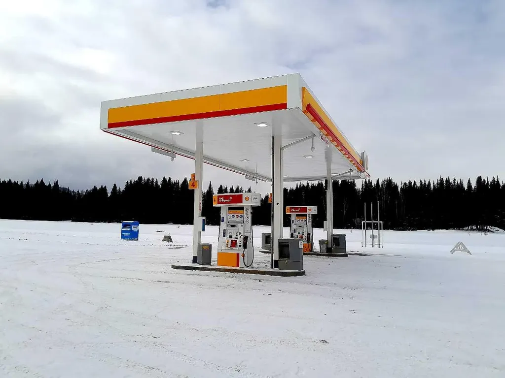 123 Shell Gas & Liquor Street Rocky Mountain House AB T4T0A5