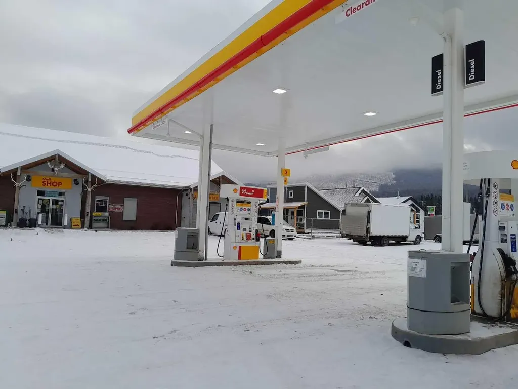 123 Shell Gas & Liquor Street Rocky Mountain House AB T4T0A5