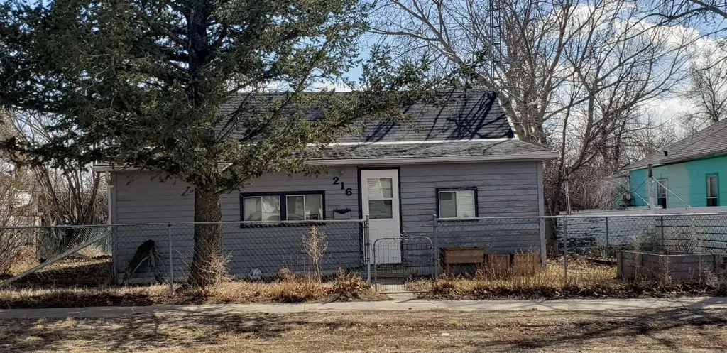 216 3 Avenue N Champion AB T0L 0R0