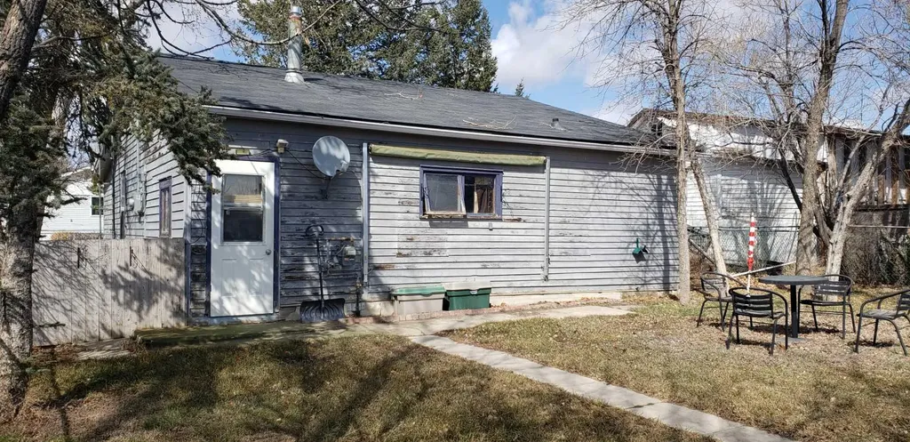 216 3 Avenue N Champion AB T0L 0R0