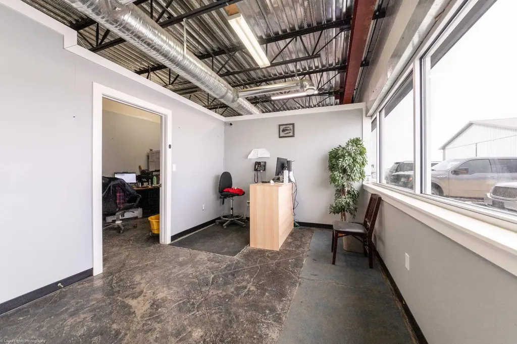 6609 63 Street Close Lloydminster AB T9V 3T6