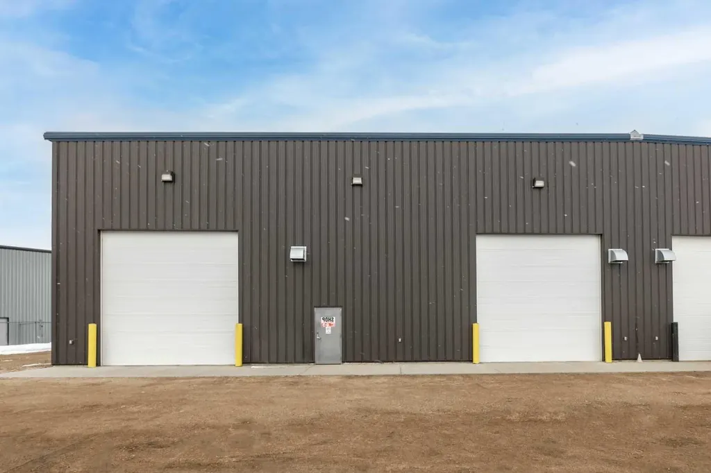 6609 63 Street Close Lloydminster AB T9V 3T6