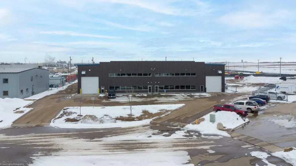 6609 63 Street Close Lloydminster AB T9V 3T6