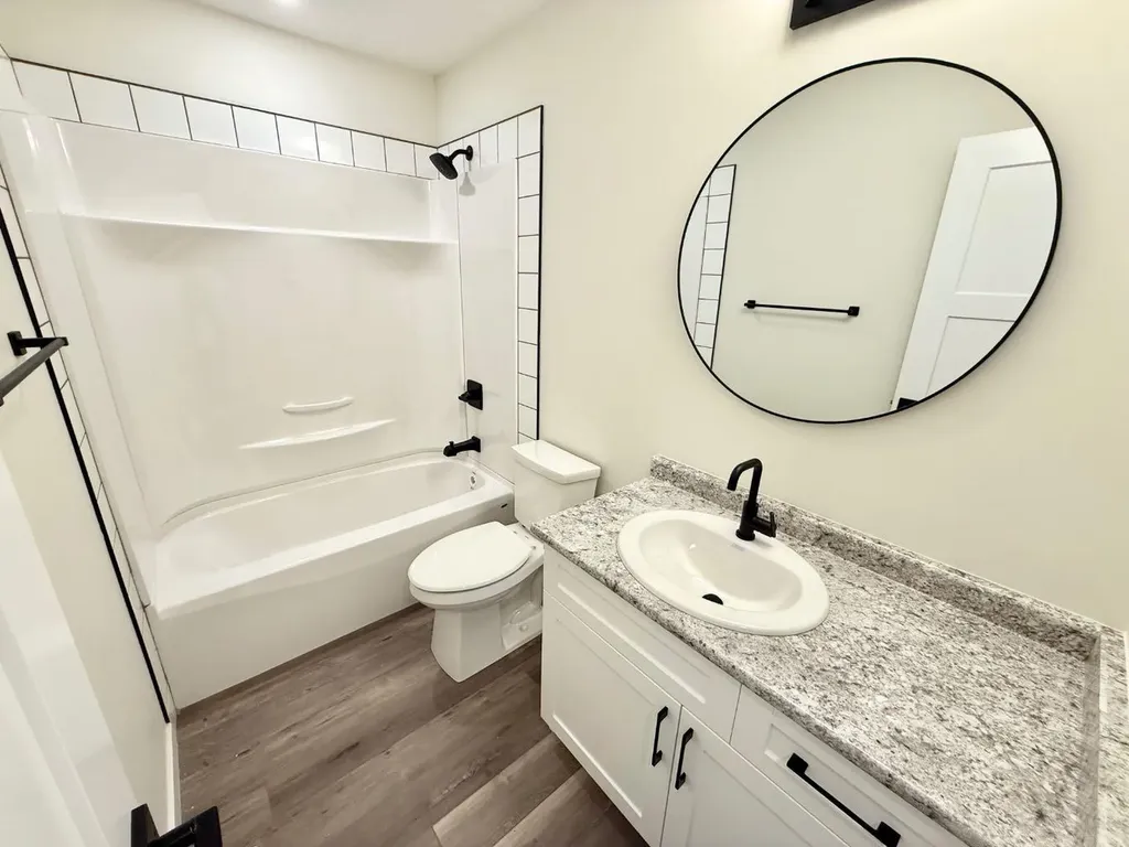 326B Boutin Avenue Hinton AB T7V0B4