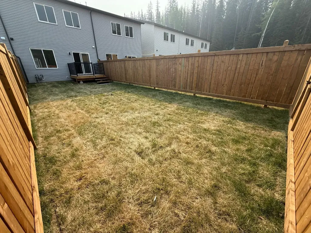 326B Boutin Avenue Hinton AB T7V0B4